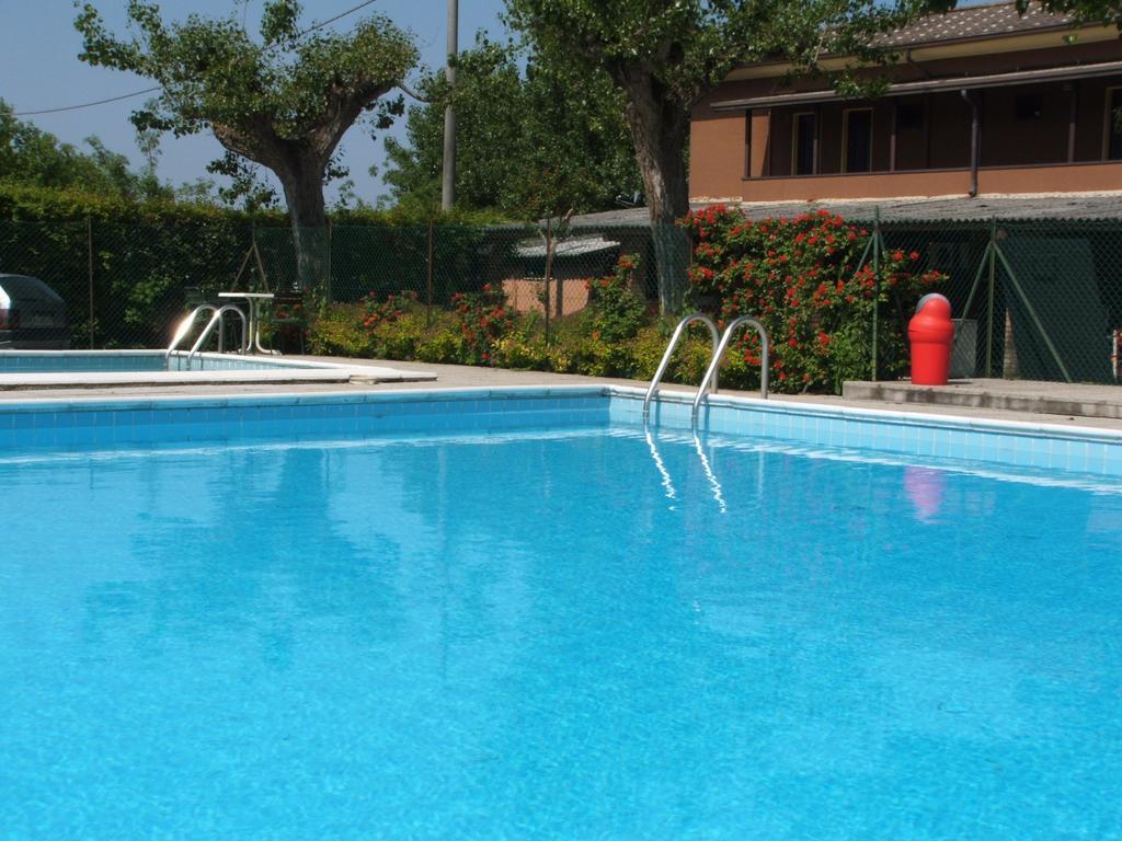 Hotel Gasparina Castelnuovo del Garda Buitenkant foto