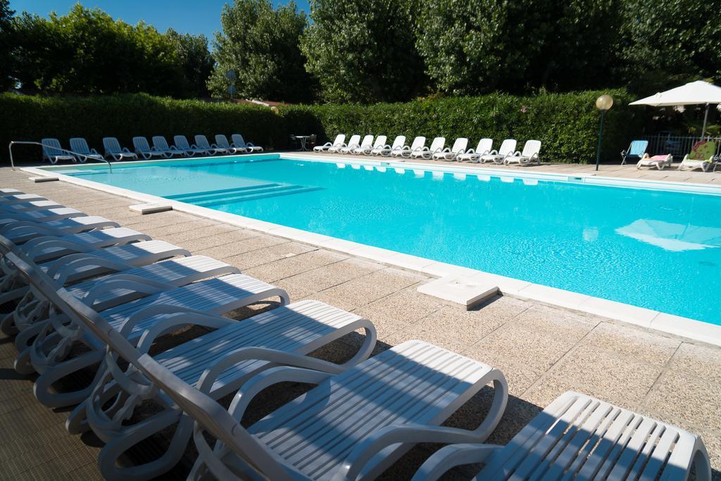 Hotel Gasparina Castelnuovo del Garda Buitenkant foto