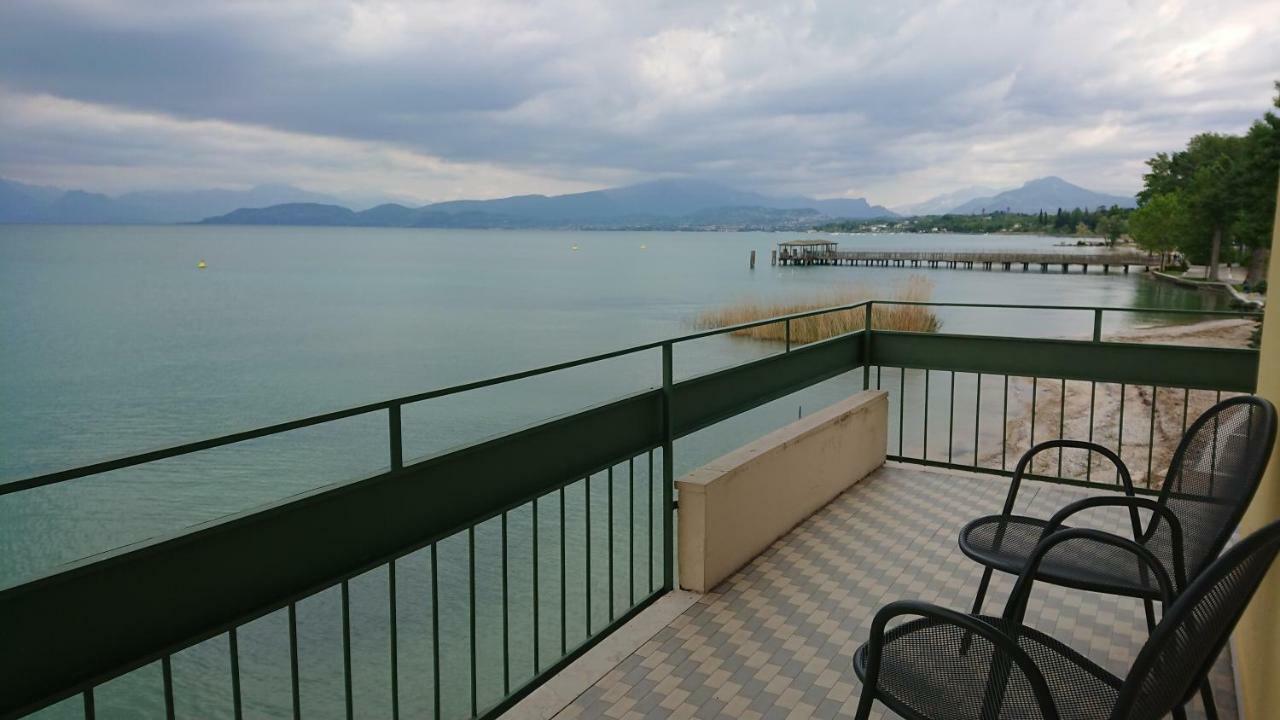 Hotel Gasparina Castelnuovo del Garda Buitenkant foto